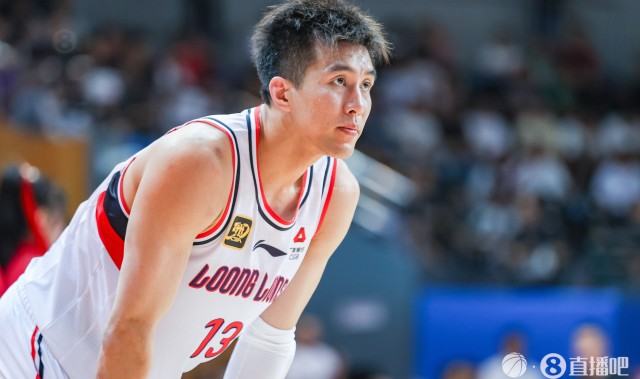 kaiyun 官网-本赛季只出场2次！郭艾伦：第二场腹股沟拉伤 也想上场但只能等待